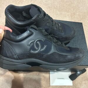 CHANEL woman’s Black Leather Sneakers size 39 shoes